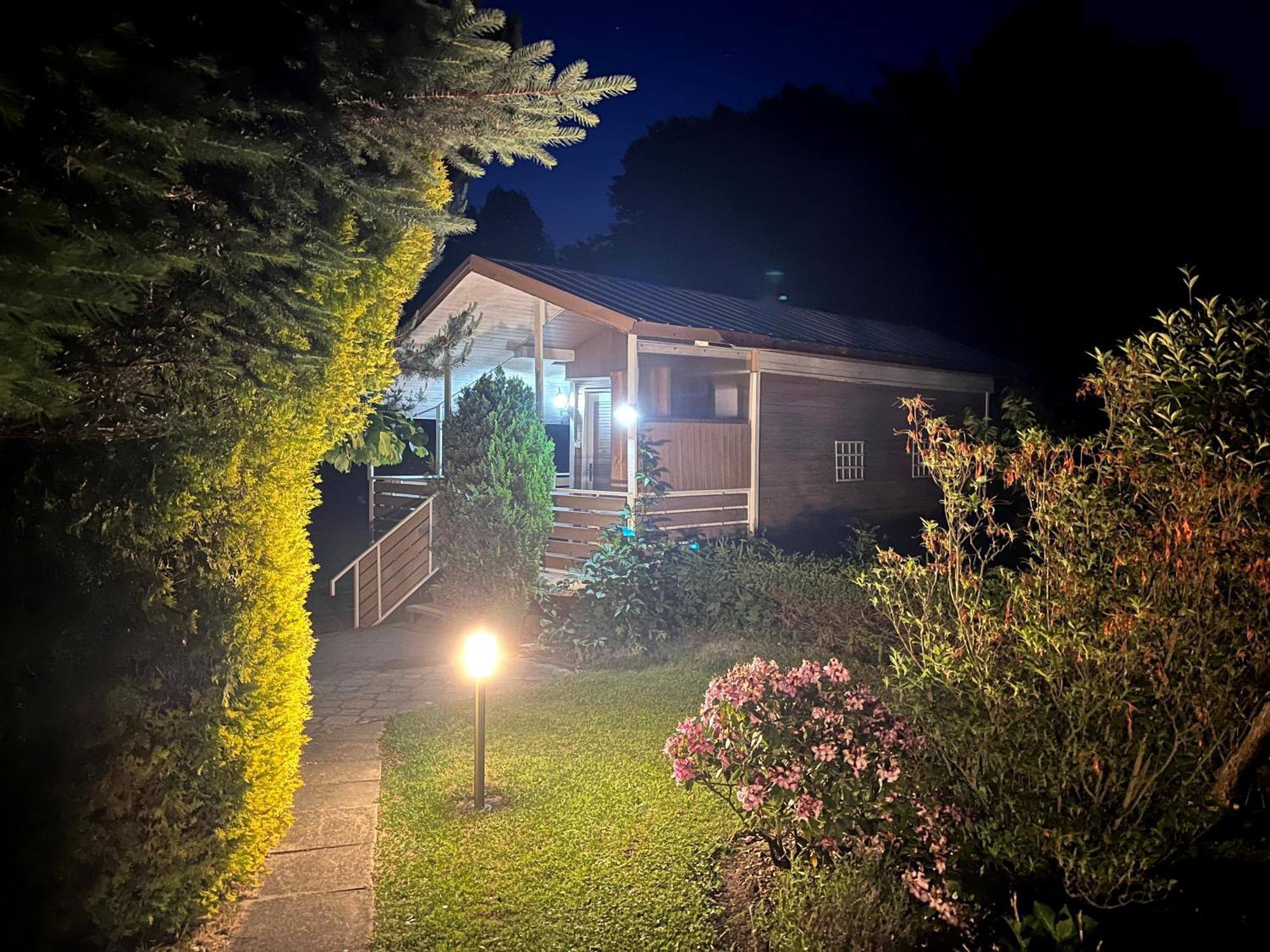 Chatka Pod Javorovym Trinec Esterno foto